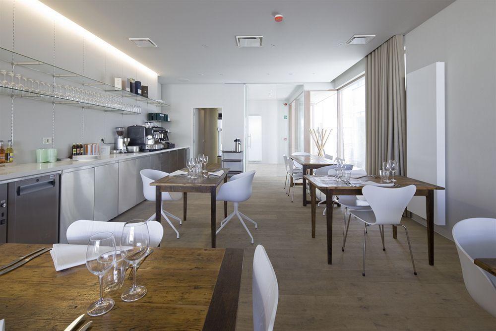 Hotel Wu Wei Κόρτρικ Εξωτερικό φωτογραφία