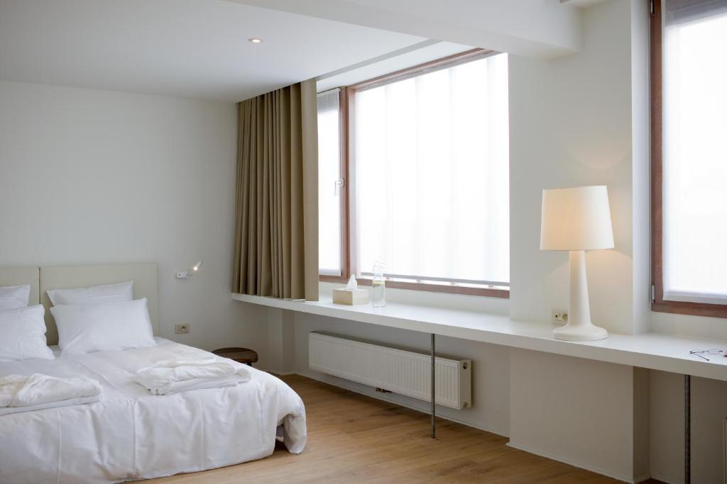 Hotel Wu Wei Κόρτρικ Εξωτερικό φωτογραφία